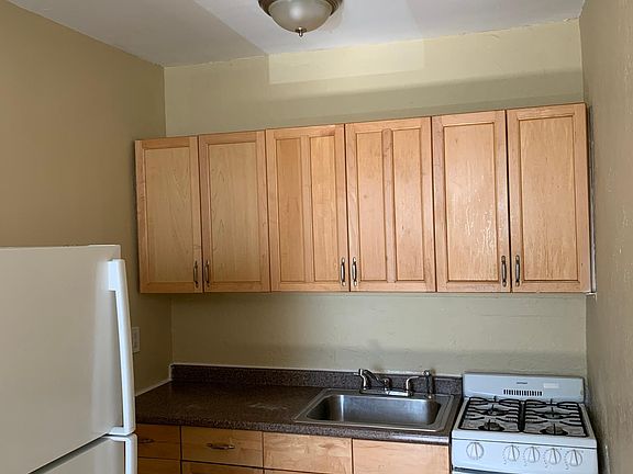 3rd image of 45-49 E Cliveden St APT 301