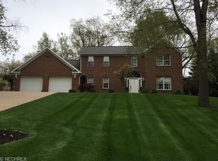 1055 Darrell Dr NE, New Philadelphia, OH