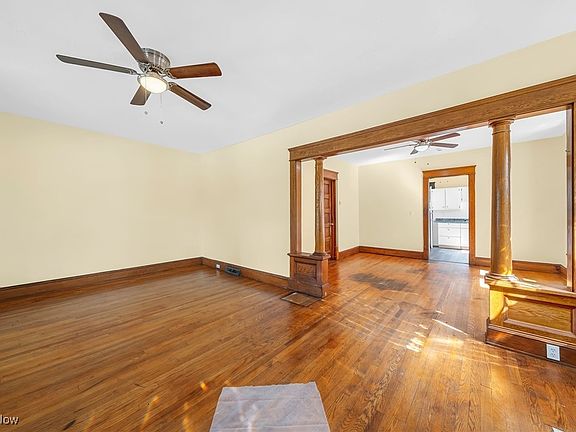 4th image of 4222 Marvin Ave