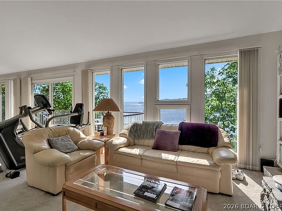 5th image of 190 Nonsuch Rd