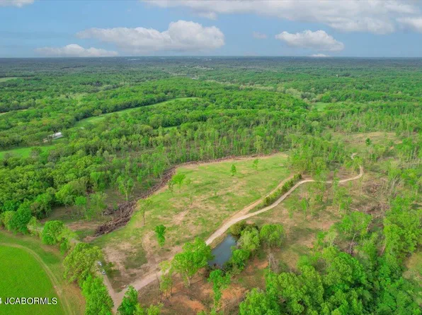 Old Tuscumbia Rd, Eldon, MO 65026