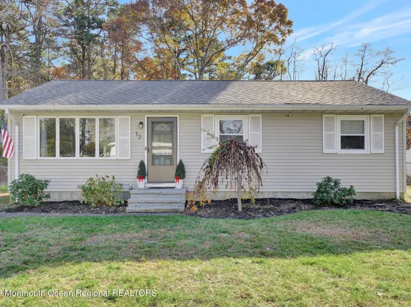 13 Cedar Drive, Lanoka Harbor, NJ 08734