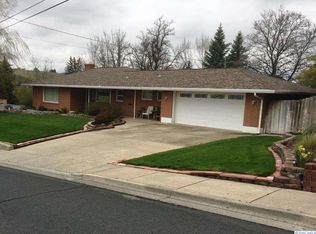 605 E Southview Ave, Colfax, WA 99111