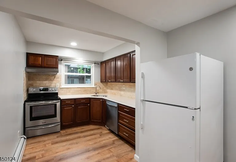 38 Deanna Dr #107 — Photo 7