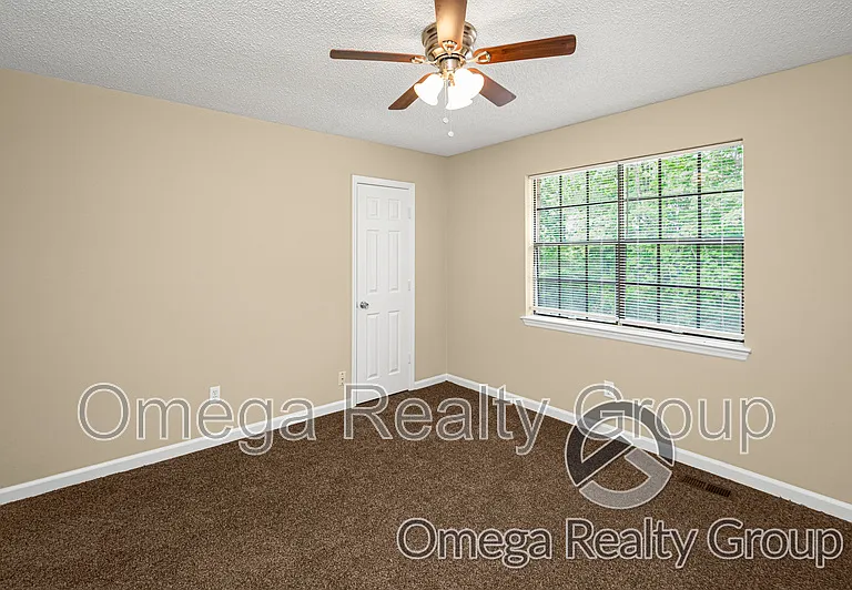 2109 Whetstone Ct — Photo 23