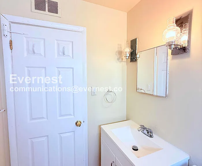 24612 Berry Ave — Photo 10