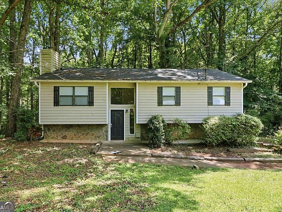 2nd image of 3750 Junior Ln