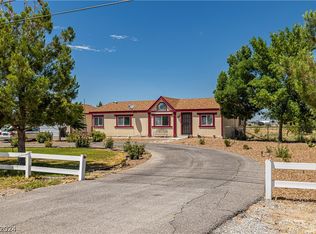 380 E Gamebird Rd, Pahrump, NV 89048