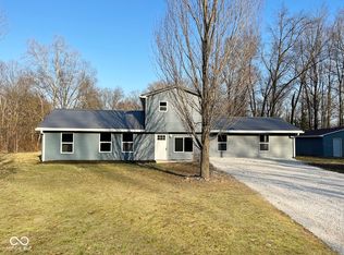6205 Beech Grove Rd, Martinsville, IN 46151