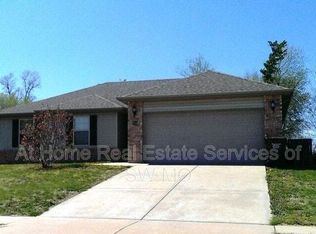 509 S Casa Grande Ave, Springfield, MO 65802