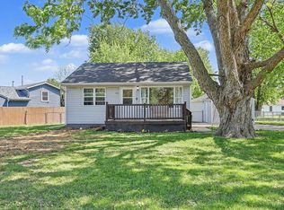 300 E 21st St S, Newton, IA 50208