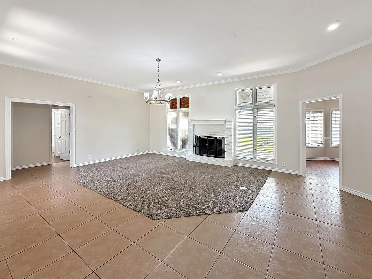 1325 W. Canterbury | Hobbs — Photo 2