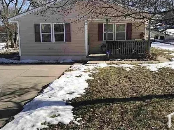 5305 N 46th St, Omaha, NE 68104