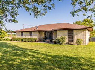 405 Fm 308, Mount Calm, TX 76673
