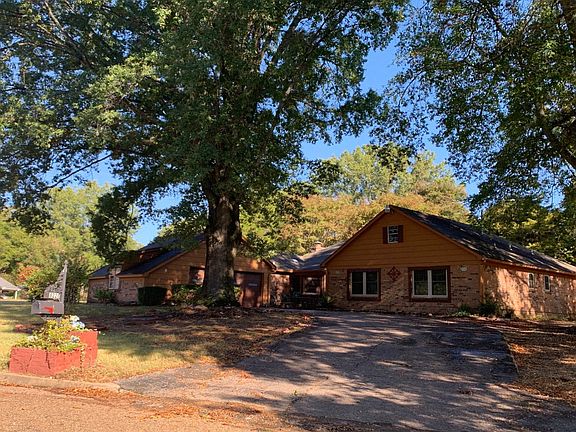 2nd image of 8228 Misty Meadows Ln