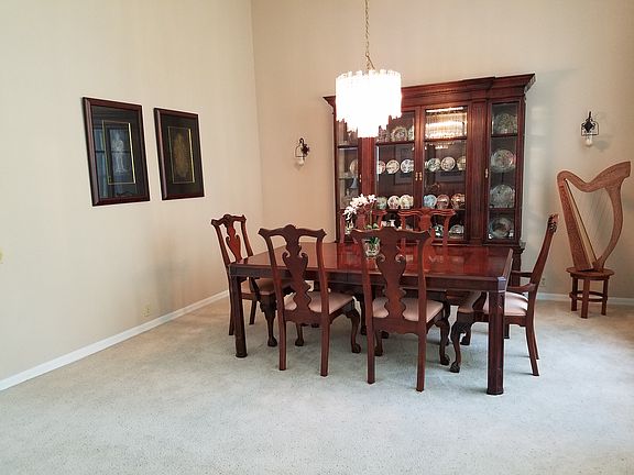 4th image of 17301 Carriage Way