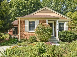 42 N Rohlwing Rd, Palatine, IL 60074