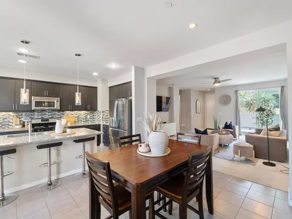 744 Trunorth Cir, Escondido, CA 92026