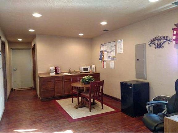 Office kitchenette/living 