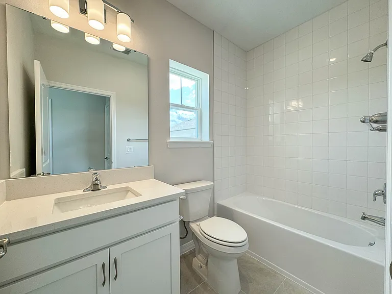 13402 Leggett Aly #1 — Photo 10