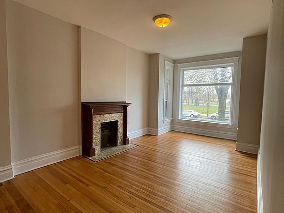 5th image of 1417 N California Ave