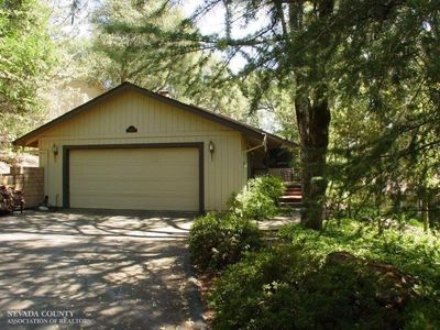 11049 Lakeshore S, Auburn, CA, 95602