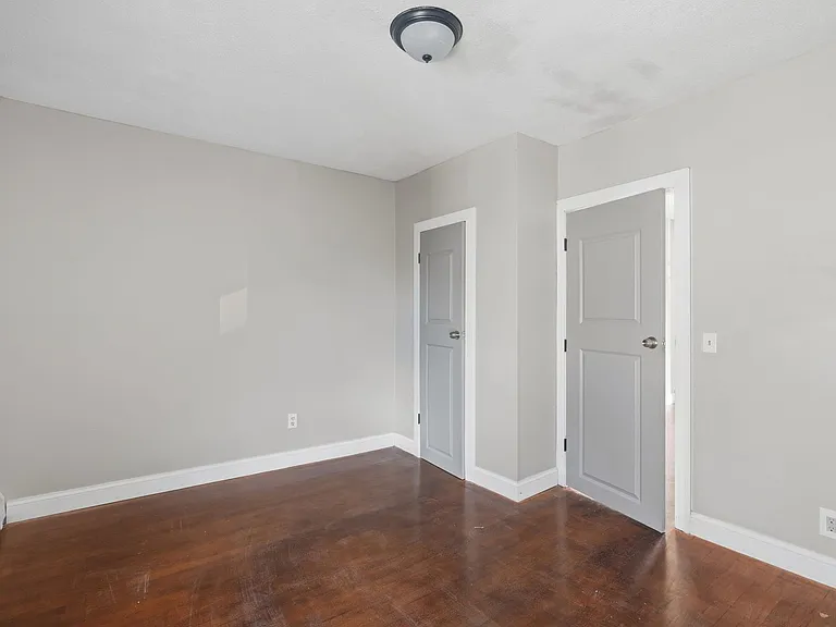 101-103 West Street — Photo 11