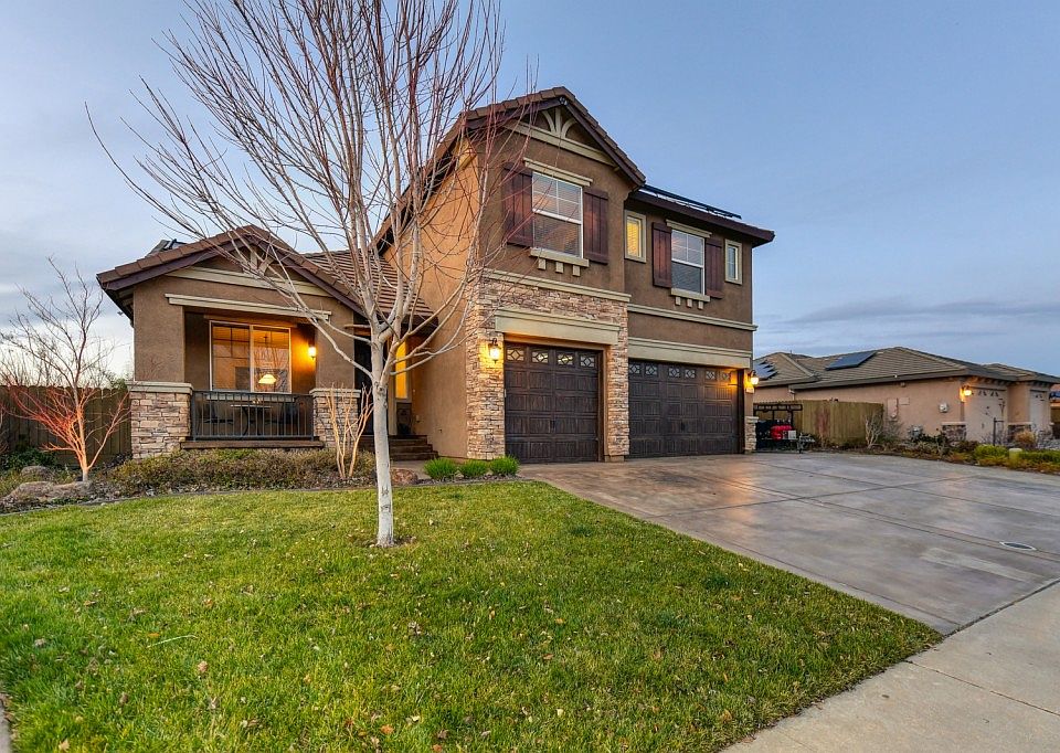 1st image of 11093 Graciano Dr