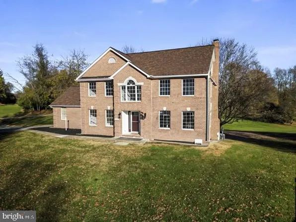 9736 Slalom Run Dr, Woodstock, MD 21163