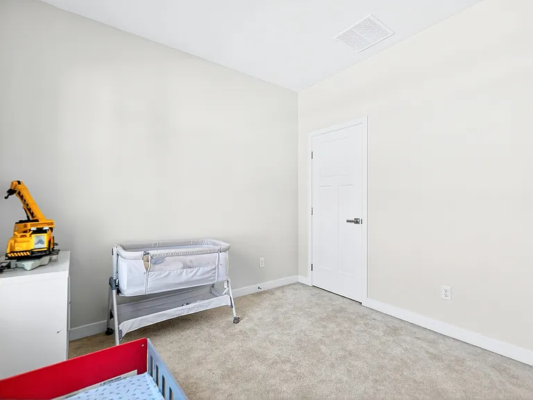 6706 Sycamore Way — Photo 32