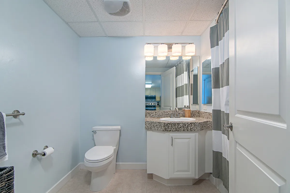 1 bed, 854 sqft, $4,000 — Photo 4