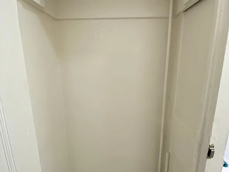 668 Clay St #53 — Photo 5