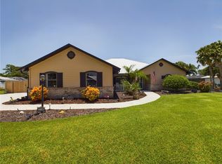 714 W Fischer Cir, Sebastian, FL 32958