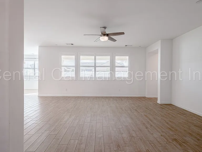 14409 Barbon Beck Ave — Photo 3
