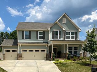 5046 Stonehill Ln, Matthews, NC 28104