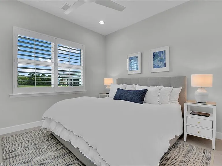 7124 Saona Ct — Photo 12