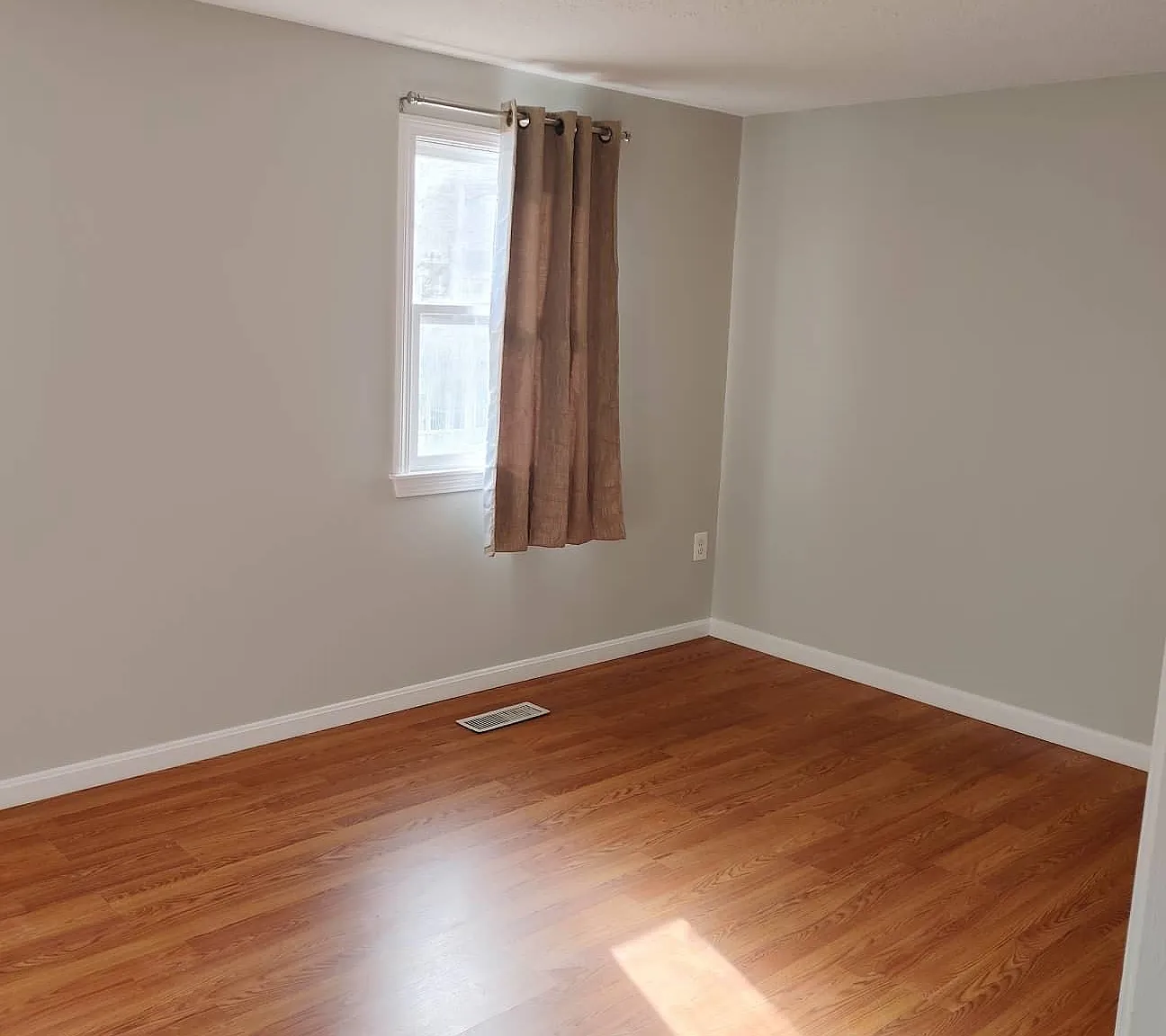 2 bed, 1.5 bath, 1426 sqft, $2,800 — Photo 4
