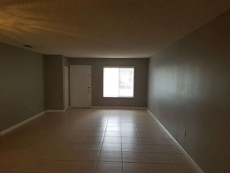 242 Winter Ridge Blvd — Photo 5