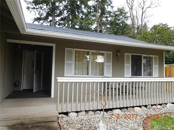 2nd image of 418 Volesky Dr SE
