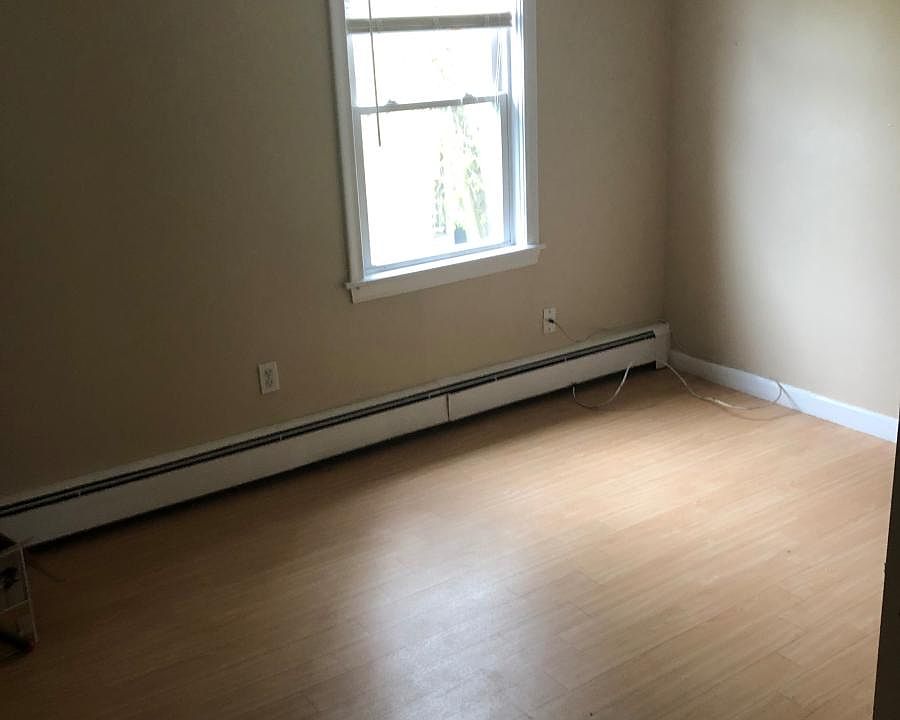 2nd image of 74 Governor St APT 2N