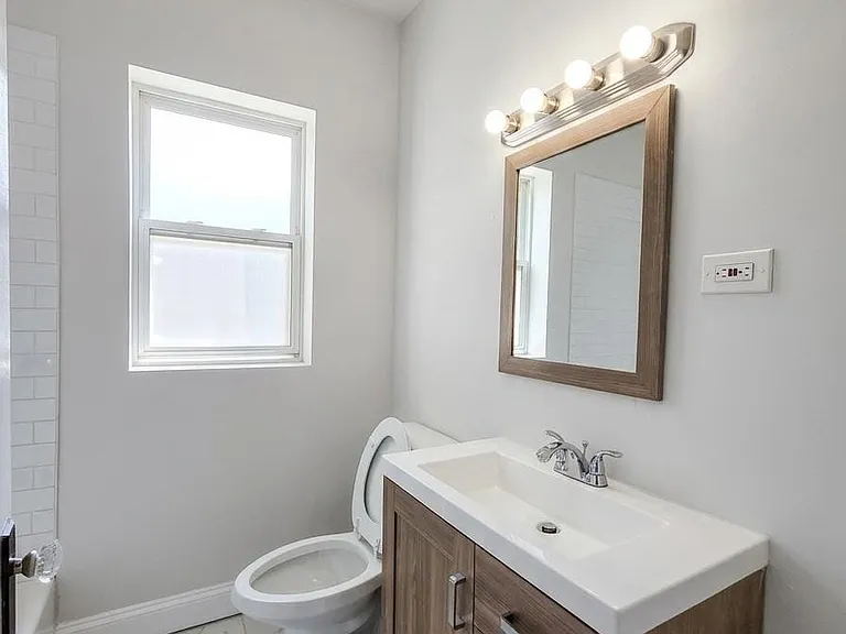 3636 W Iowa St #1R — Photo 10