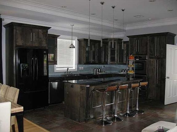 2nd image of 212 Abaco Ln