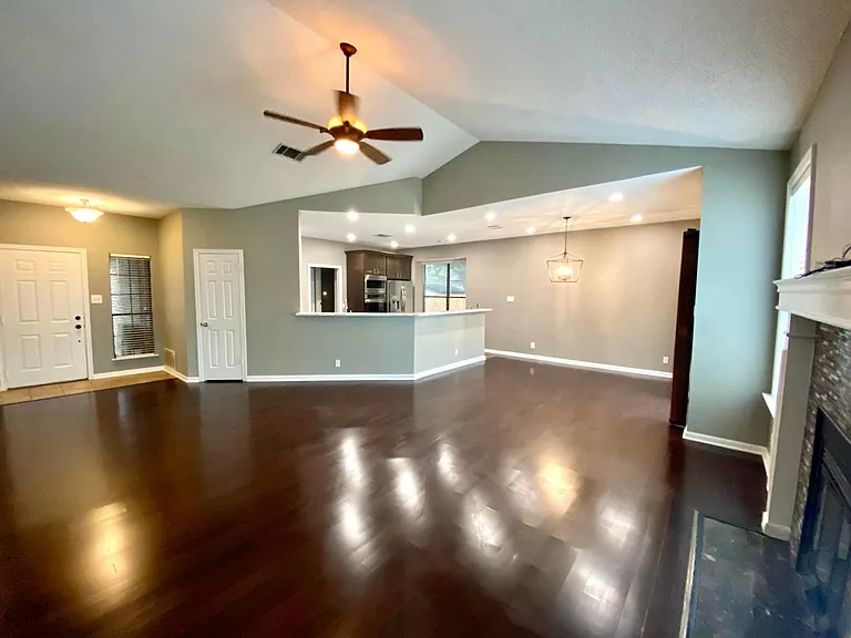 411 Ridgewood Dr — Photo 10