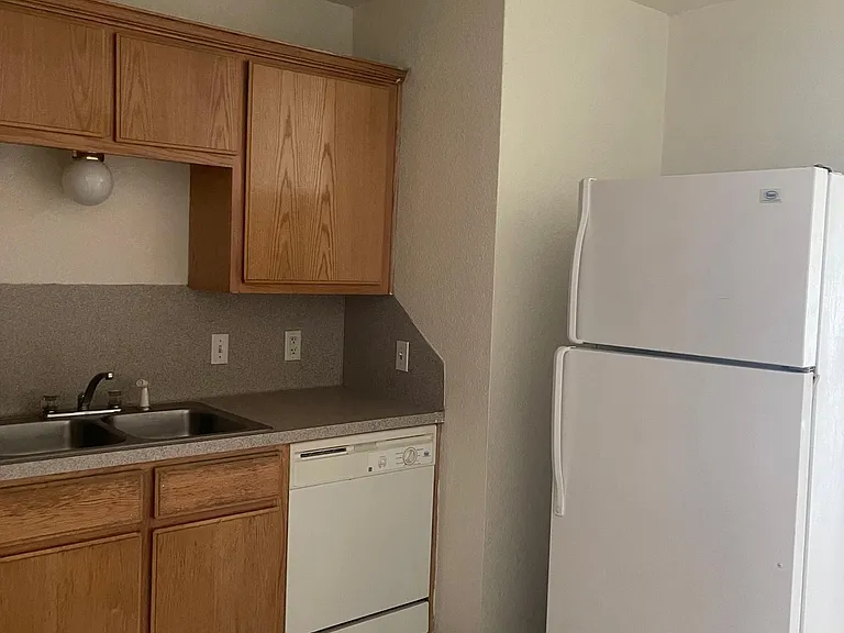 3803 Ys Pak Ct #C — Photo 7