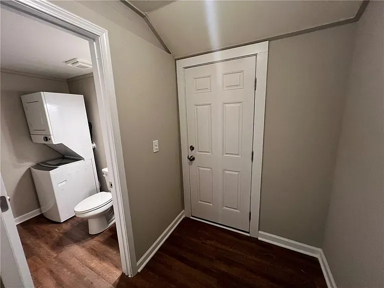48 Quarry St — Photo 4