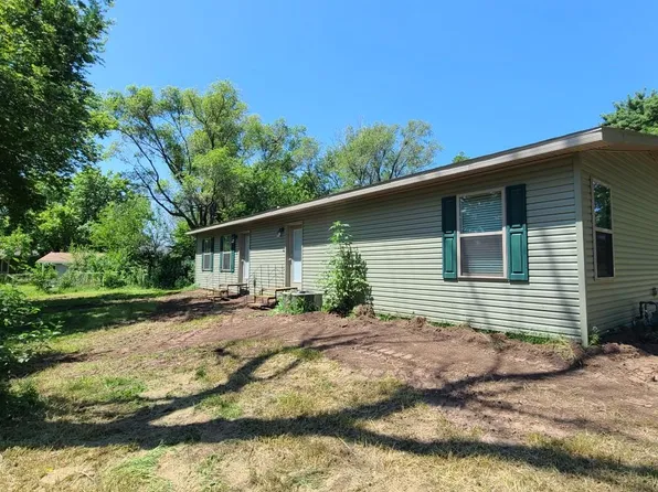110 McKinley Ct, Lindsborg, KS 67456
