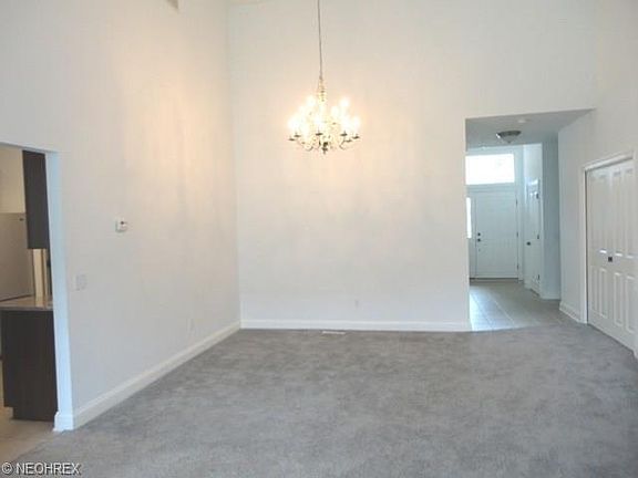 5th image of 446 Creekside Dr