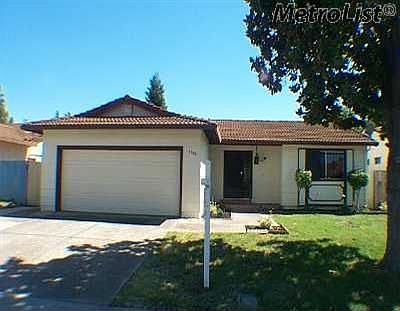 1st image of 1106 Autumn Ct