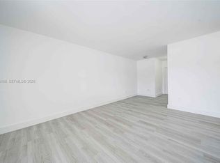 6733 NW 2nd Ct, Miami, FL 33150