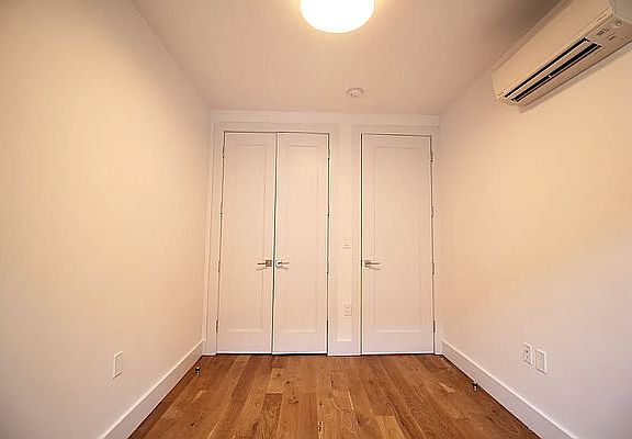 4th image of 327 E 93rd St #2G